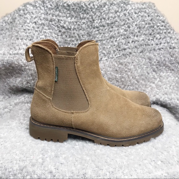 eastland women's ida chelsea boot